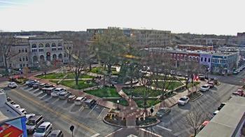 Weather camera view of Walton�s 5 & 10.