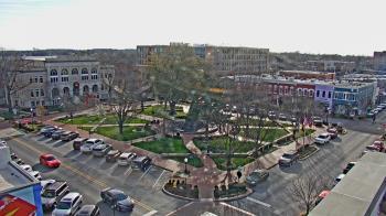 Weather camera view of Walton�s 5 & 10.