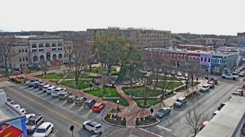 Weather camera view of Walton�s 5 & 10.