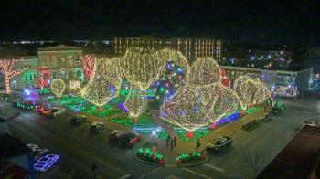 Weather camera view of Walton�s 5 & 10.