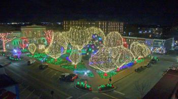 Weather camera view of Walton�s 5 & 10.