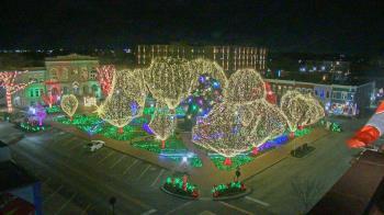 Weather camera view of Walton�s 5 & 10.