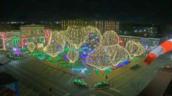 Weather camera view of Walton�s 5 & 10.