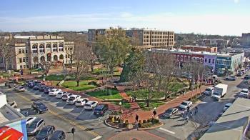 Weather camera view of Walton�s 5 & 10.