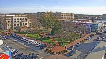 Weather camera view of Walton�s 5 & 10.