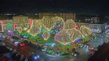 Weather camera view of Walton�s 5 & 10.