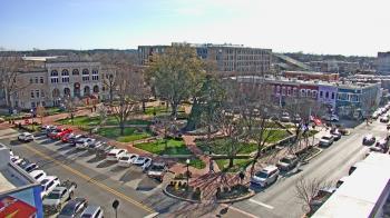 Weather camera view of Walton�s 5 & 10.