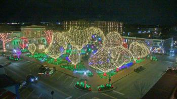 Weather camera view of Walton�s 5 & 10.