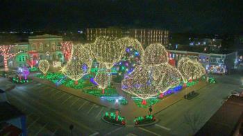 Weather camera view of Walton�s 5 & 10.