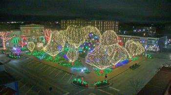 Weather camera view of Walton�s 5 & 10.