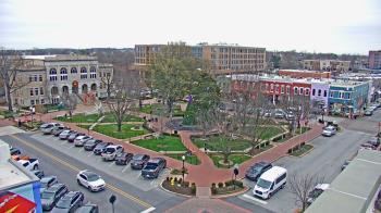 Weather camera view of Walton�s 5 & 10.