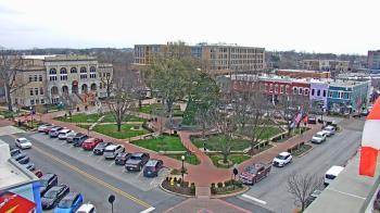 Weather camera view of Walton�s 5 & 10.