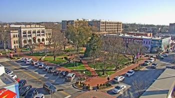 Weather camera view of Walton�s 5 & 10.