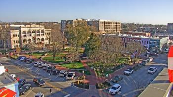 Weather camera view of Walton�s 5 & 10.