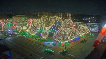 Weather camera view of Walton�s 5 & 10.