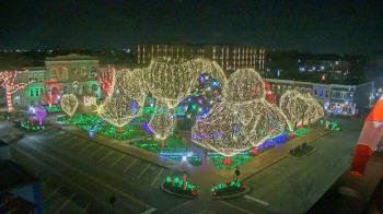 Weather camera view of Walton�s 5 & 10.