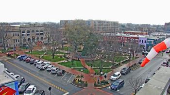 Weather camera view of Walton�s 5 & 10.