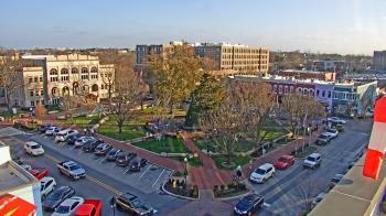 Weather camera view of Walton�s 5 & 10.