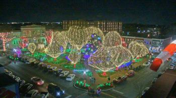 Weather camera view of Walton�s 5 & 10.