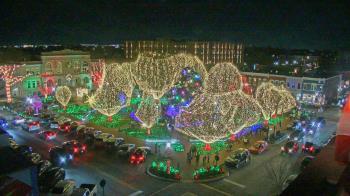 Weather camera view of Walton�s 5 & 10.