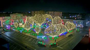 Weather camera view of Walton�s 5 & 10.