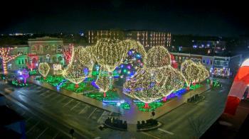 Weather camera view of Walton�s 5 & 10.