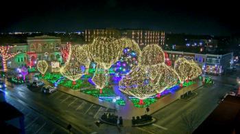 Weather camera view of Walton�s 5 & 10.