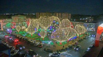 Weather camera view of Walton�s 5 & 10.