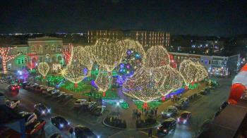 Weather camera view of Walton�s 5 & 10.