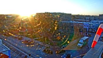 Weather camera view of Walton�s 5 & 10.