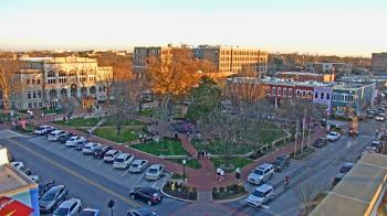 Weather camera view of Walton�s 5 & 10.