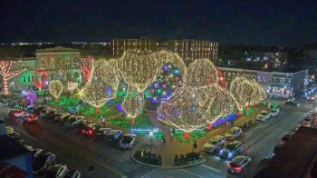 Weather camera view of Walton�s 5 & 10.