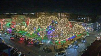 Weather camera view of Walton�s 5 & 10.