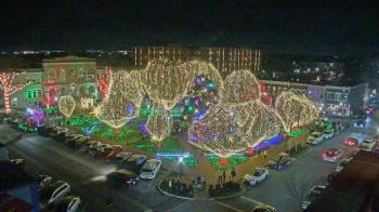 Weather camera view of Walton�s 5 & 10.