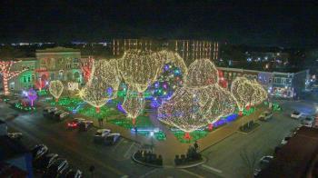 Weather camera view of Walton�s 5 & 10.