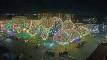 Weather camera view of Walton�s 5 & 10.