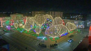 Weather camera view of Walton�s 5 & 10.