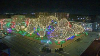 Weather camera view of Walton�s 5 & 10.