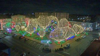 Weather camera view of Walton�s 5 & 10.