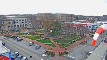 Weather camera view of Walton�s 5 & 10.