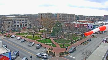 Weather camera view of Walton�s 5 & 10.