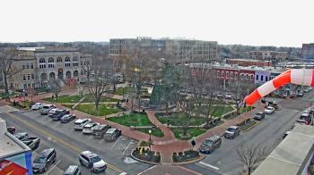 Weather camera view of Walton�s 5 & 10.