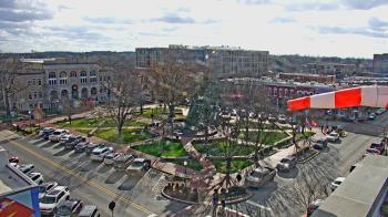 Weather camera view of Walton�s 5 & 10.