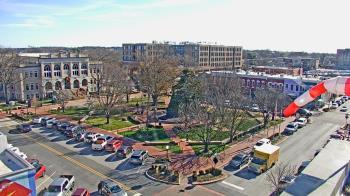 Weather camera view of Walton�s 5 & 10.