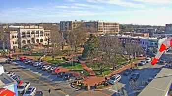 Weather camera view of Walton�s 5 & 10.