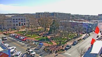 Weather camera view of Walton�s 5 & 10.