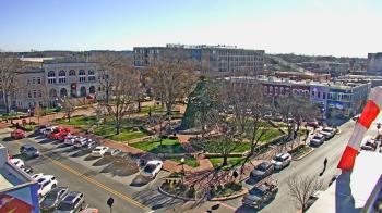 Weather camera view of Walton�s 5 & 10.