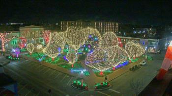 Weather camera view of Walton�s 5 & 10.