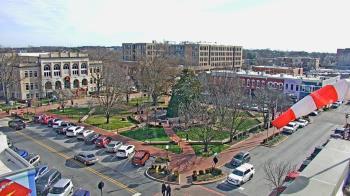 Weather camera view of Walton�s 5 & 10.