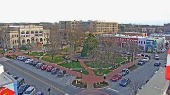 Weather camera view of Walton�s 5 & 10.